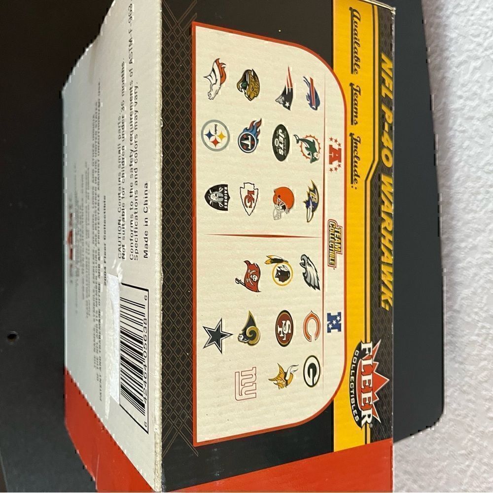 *30off3* 🏈 NWT. 1:48 Scale Die - Cast Warhawk SF 49ers NFL Team Collectible.​ - Picture 5 of 10